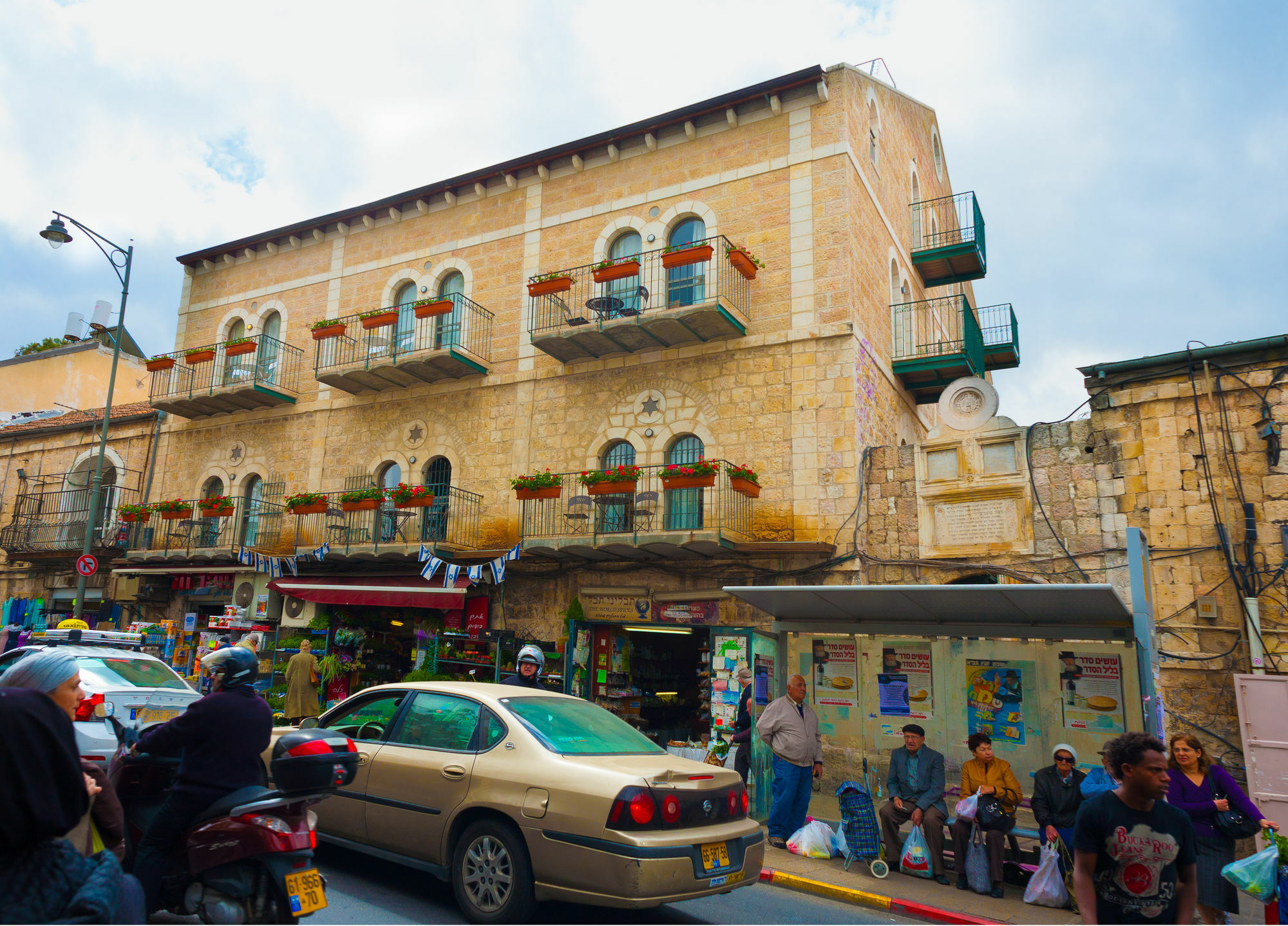 The Market Courtyard - Suites Hotel Jerusalem Exterior photo